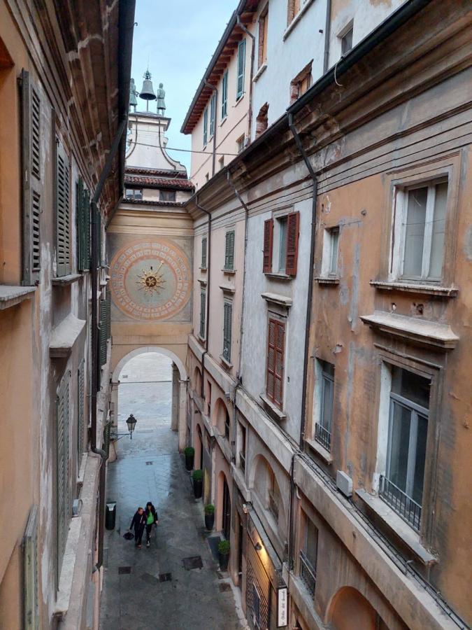 Отель Fiordiluna, Nel Cuore Di Брешия Экстерьер фото